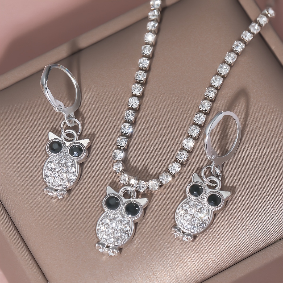 3pcs Elegant Classic Sparkling Heart Jewelry Set, Necklace & Earrings
